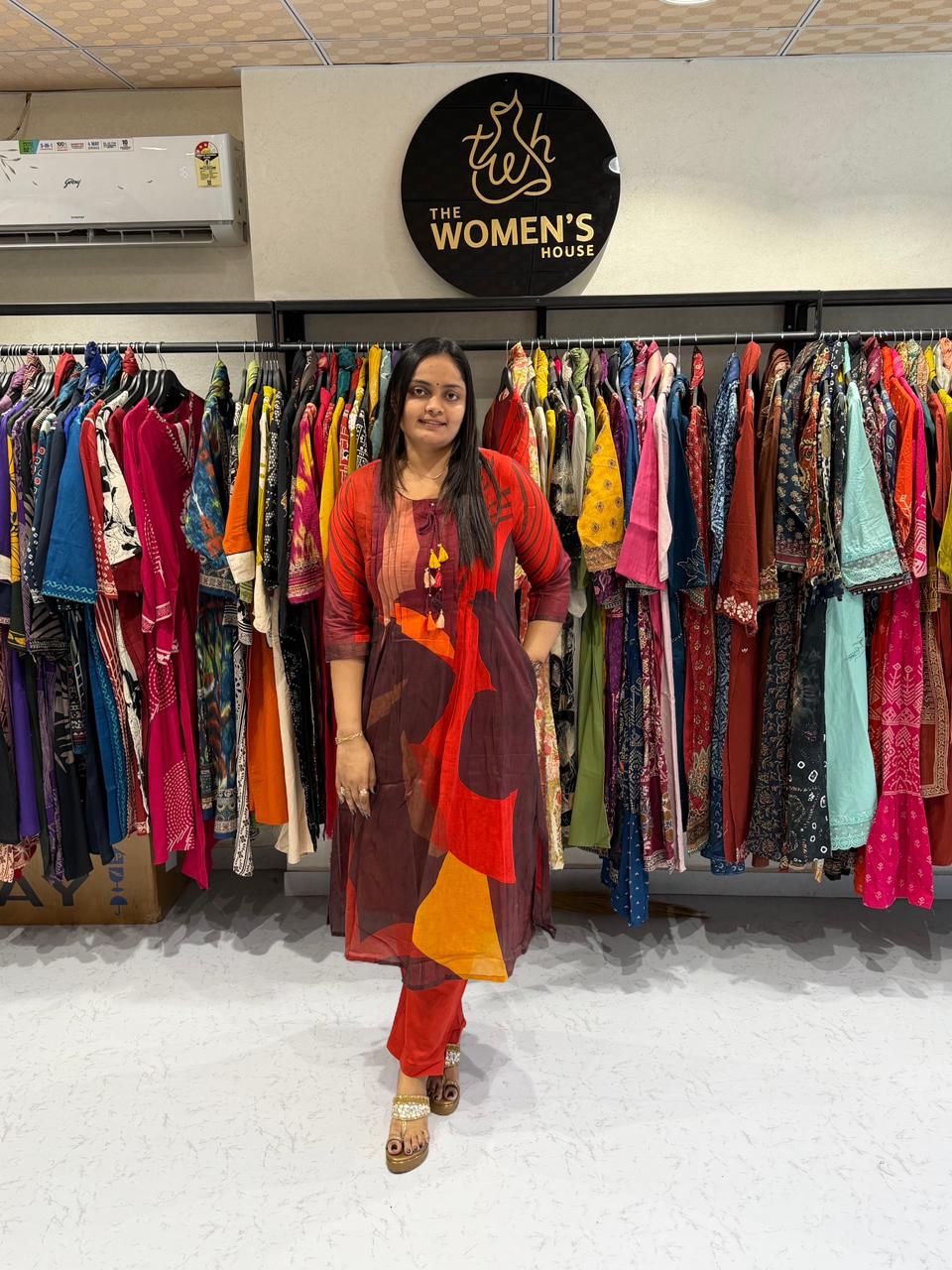 Red Abstract Printed Kurti Set for Women – Stylish Daily Wear Ethnic Outfit